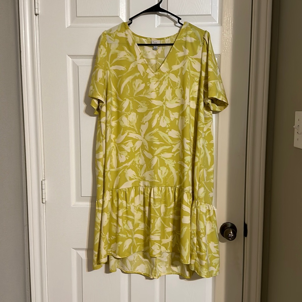 Citron floral/tropical dress